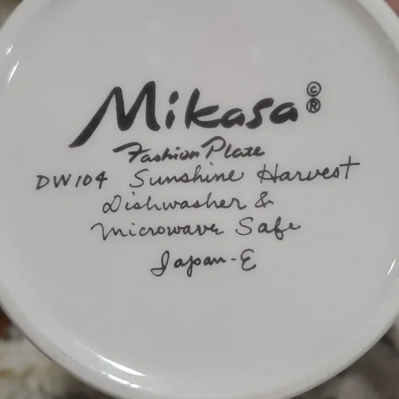 Mikasa Sunshine Harvest 12 oz mug - Picture 3 of 3